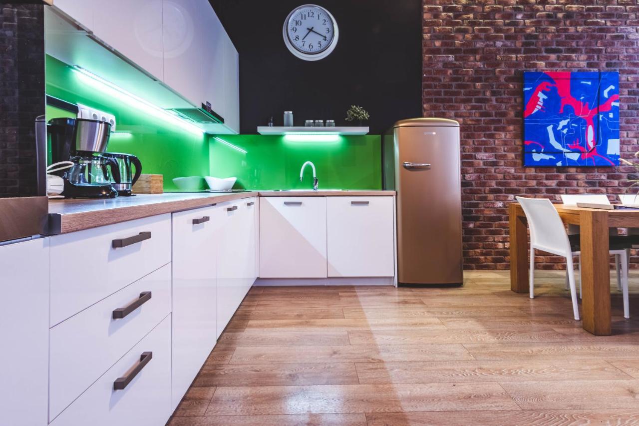Apartma Two-bedroom Art 3 Ac Units *