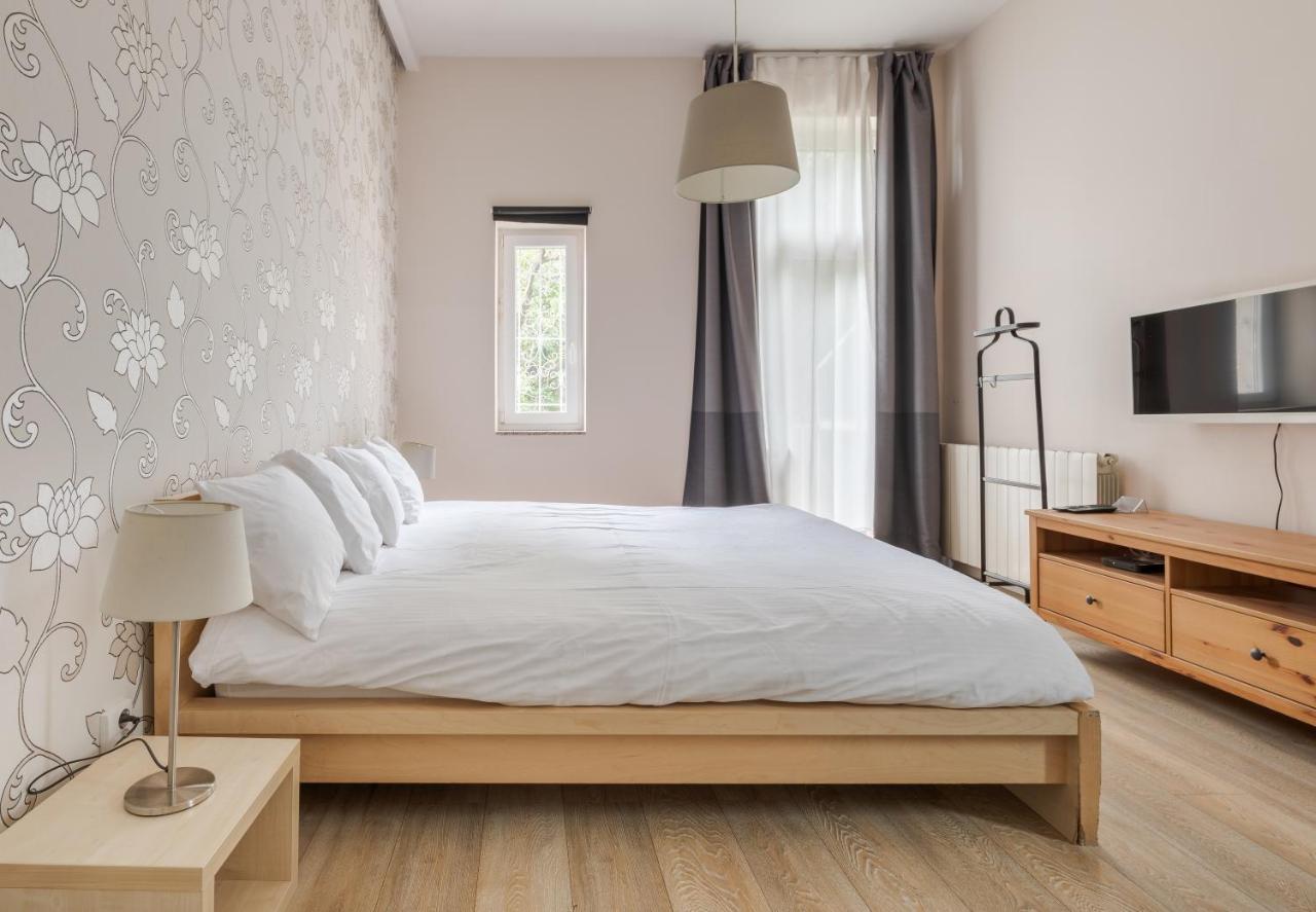 Apartma Two-bedroom Art 3 Ac Units *