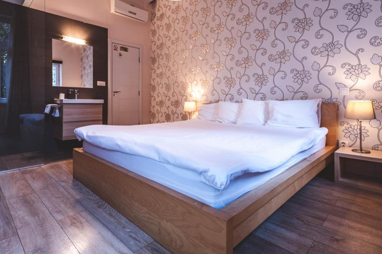 Two-bedroom Art 3 Ac Units Zagreb