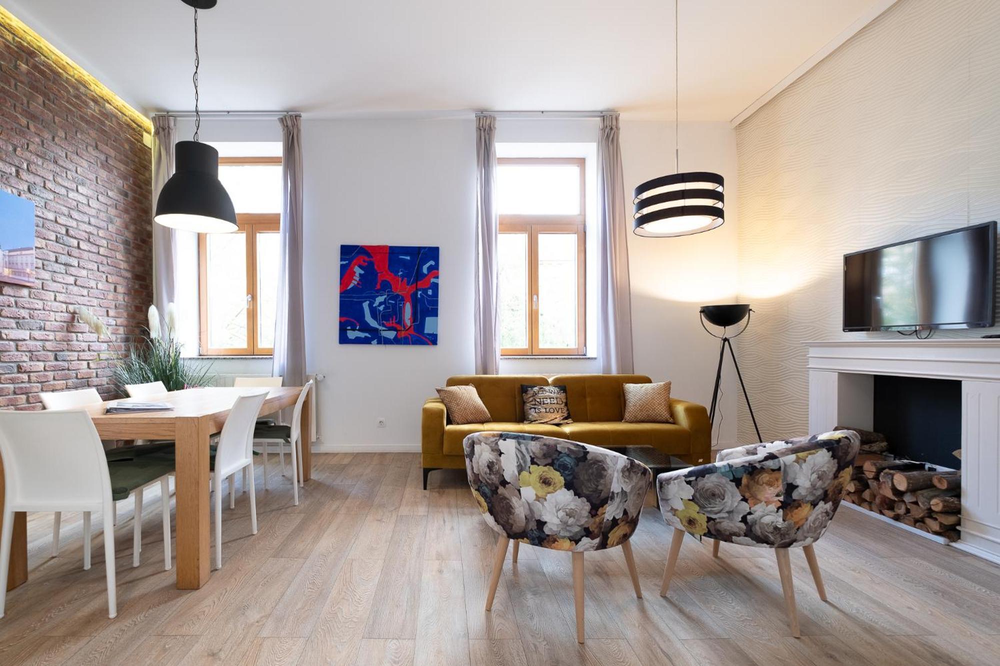 Apartma Two-bedroom Art 3 Ac Units *