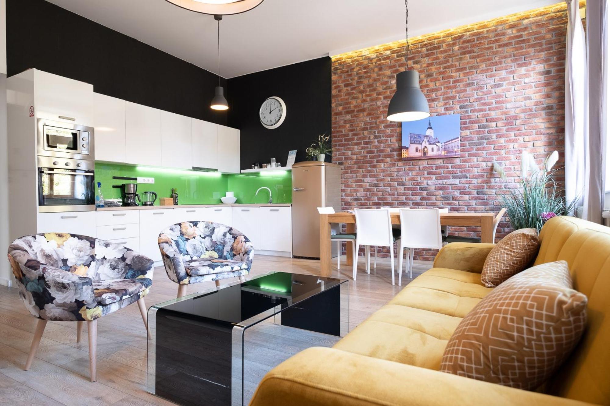 Apartma Two-bedroom Art 3 Ac Units