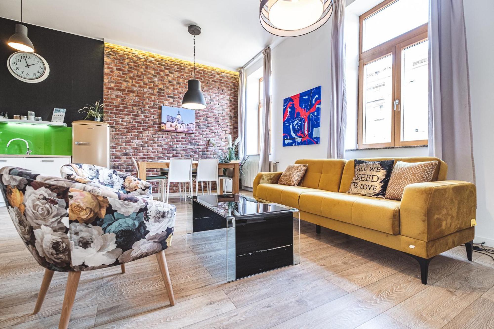 Apartma Two-bedroom Art 3 Ac Units *